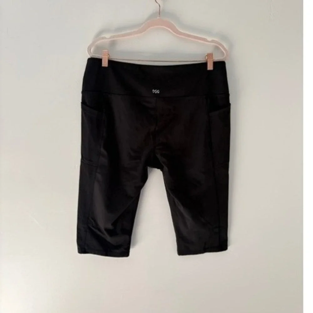 DSG Womens High Rise Capri Leggings with Pockets Black Size XL Performance Crop - Picture 4 of 4